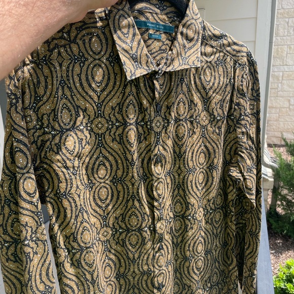 Perry Ellis Button Up LS - Picture 2 of 2